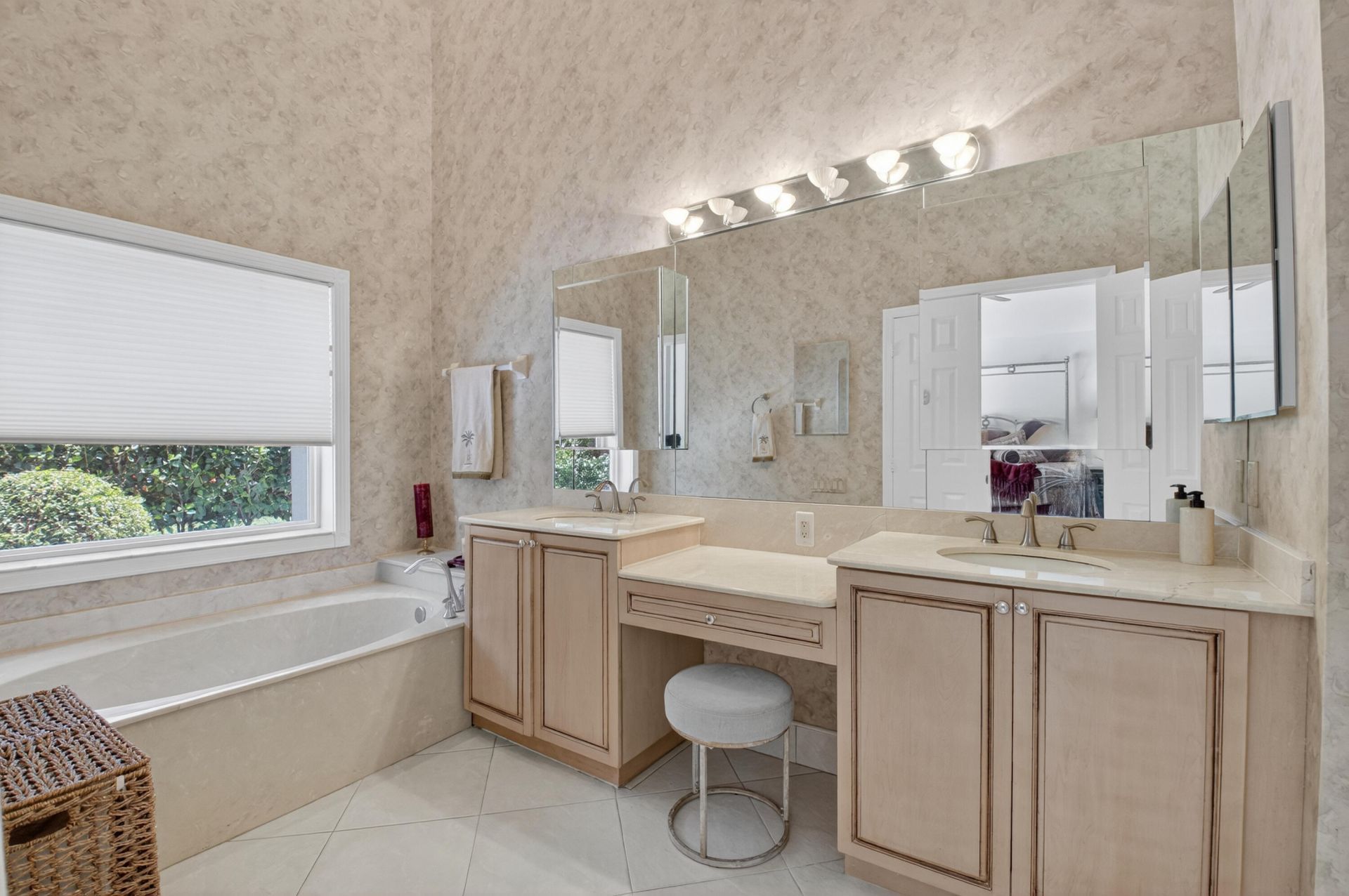 7317 Amber Falls Lane, Boynton Beach, FL 33437 Photo