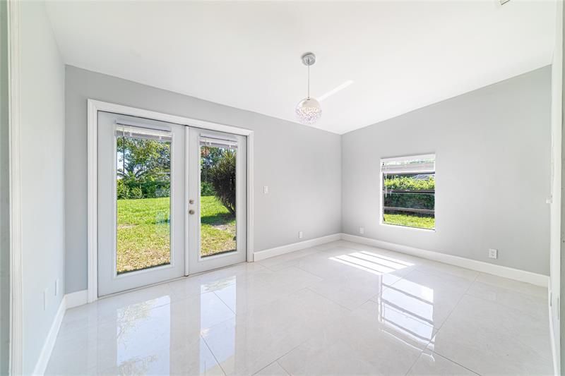 1809 SW Capehart Ave, Port Saint Lucie, FL 34953 Photo