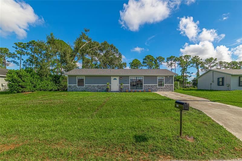1809 SW Capehart Ave, Port Saint Lucie, FL 34953 Photo