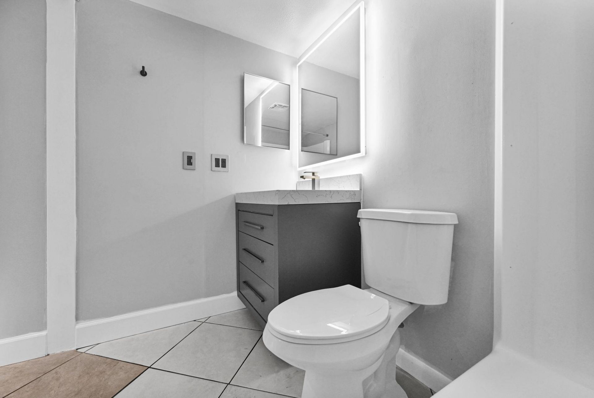 1775 N Andrews Square, Unit 308W, Fort Lauderdale, FL 33311 Photo