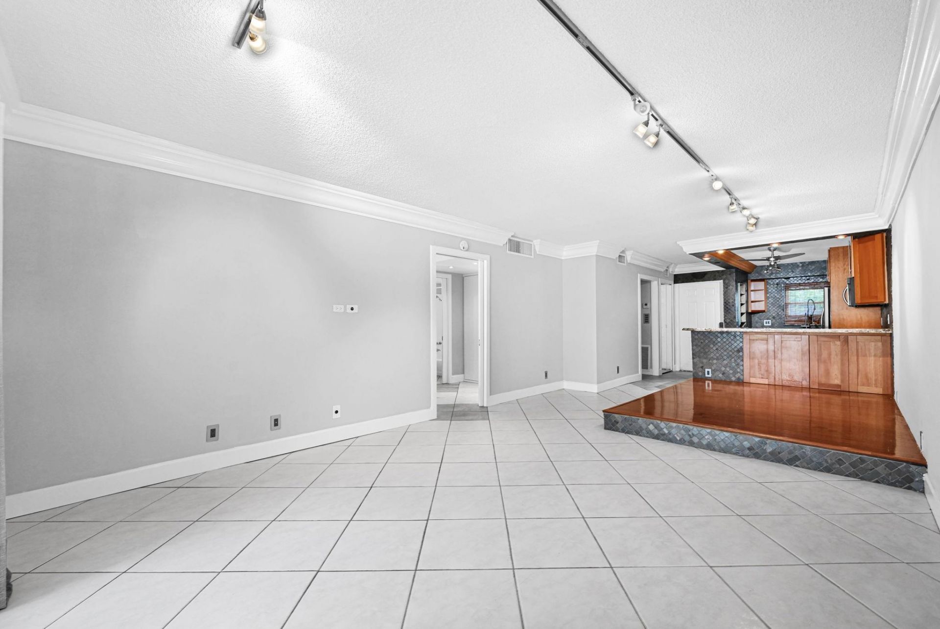 1775 N Andrews Square, Unit 308W, Fort Lauderdale, FL 33311 Photo