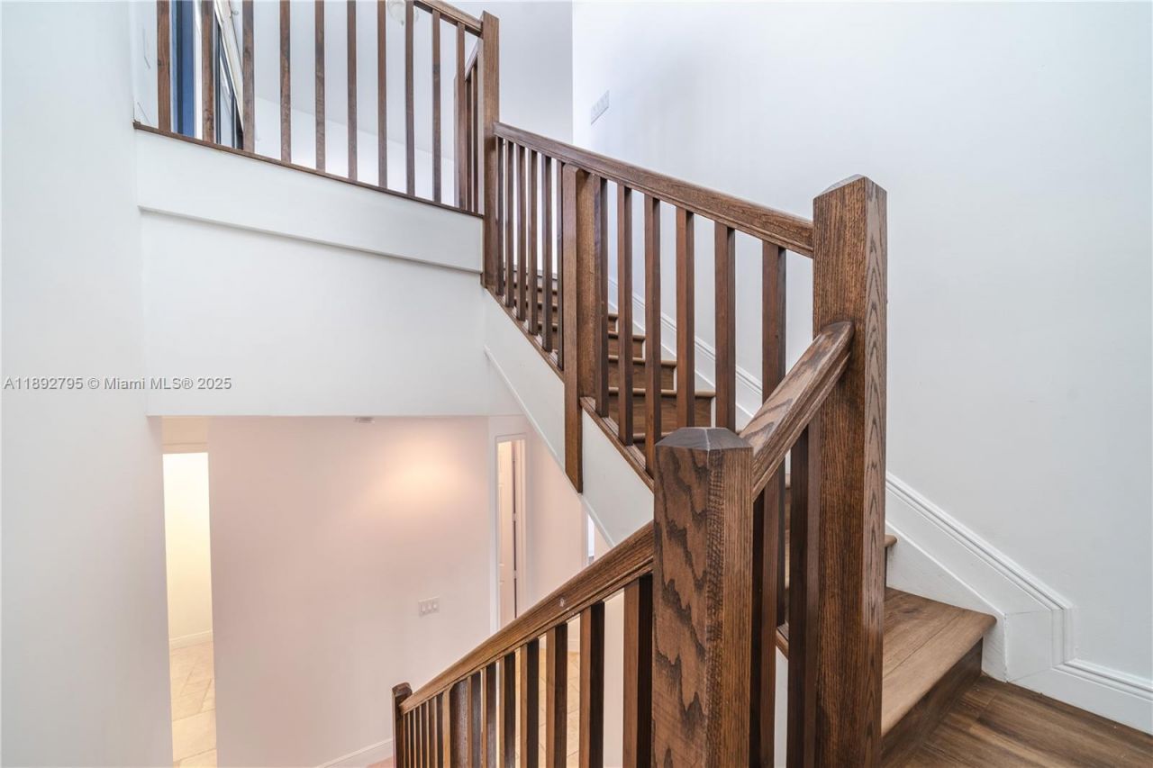 8478 NW 52nd St, Unit 8478, Doral, FL 33166 Photo