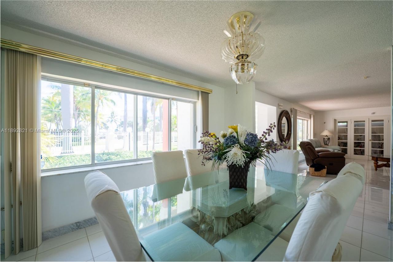 2701 N Atlantic Blvd, Fort Lauderdale, FL 33308 Photo