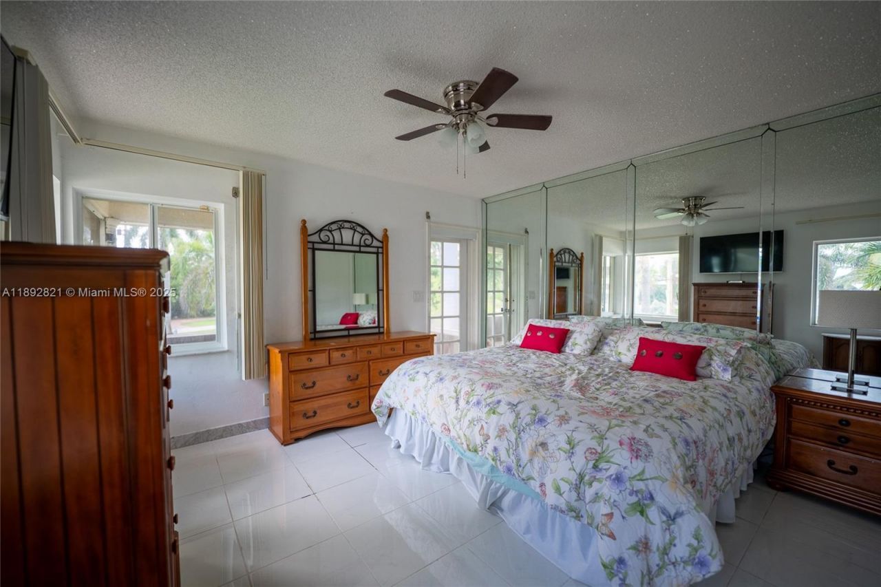 2701 N Atlantic Blvd, Fort Lauderdale, FL 33308 Photo