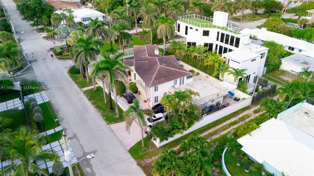 2701 N Atlantic Blvd, Fort Lauderdale, FL 33308 Photo