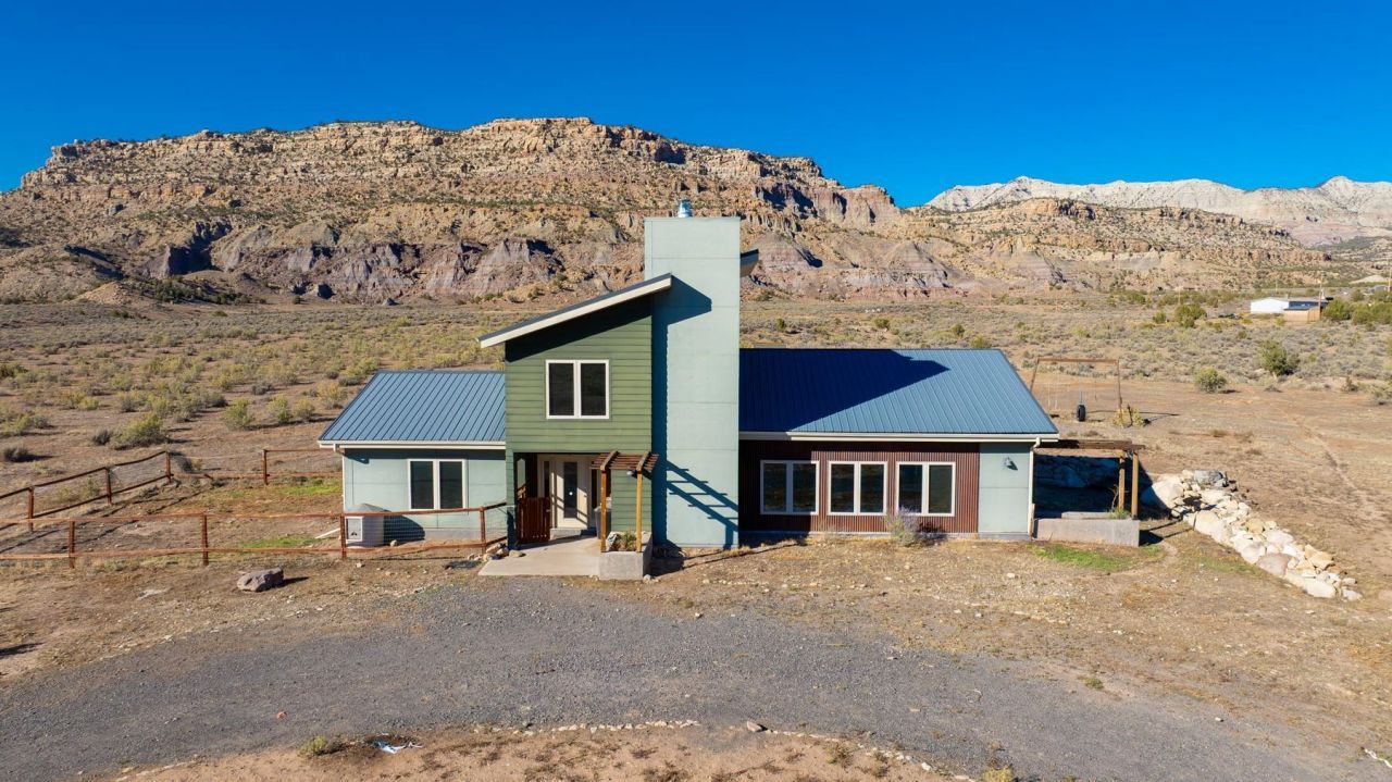 1570 45 1/2 Road, De Beque, CO 81630 Main Photo