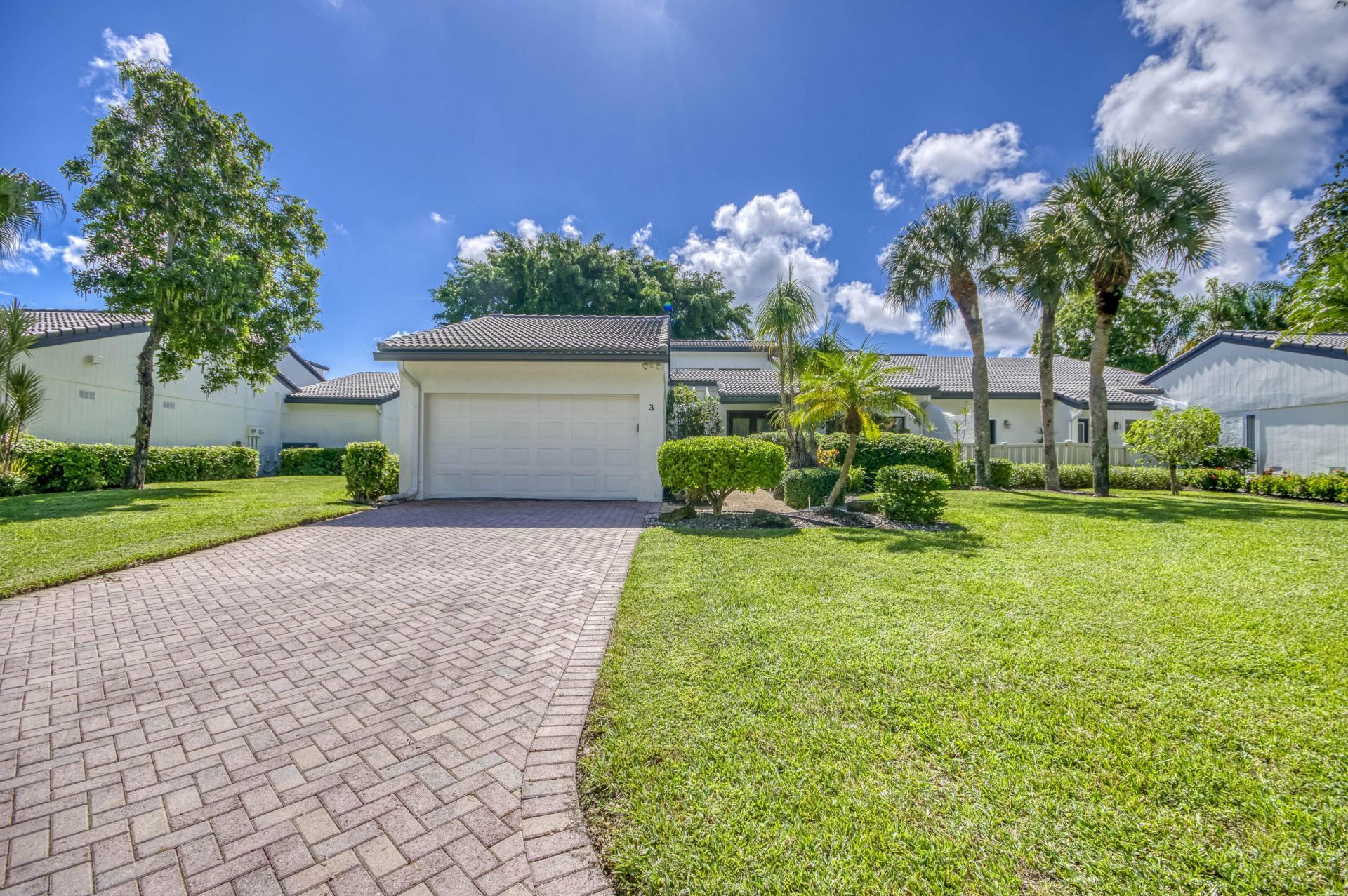 3 Brentwood Drive, Boynton Beach, FL 33436 Photo