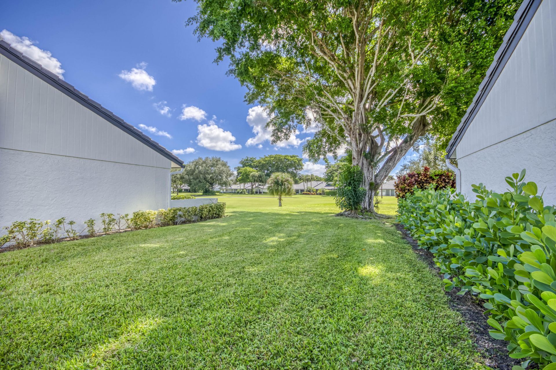 3 Brentwood Drive, Boynton Beach, FL 33436 Photo