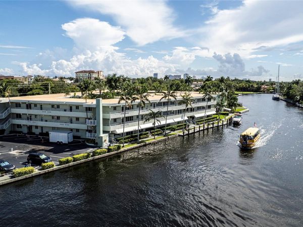1000 SE 4th Street, Unit 209, Fort Lauderdale, FL 33301
