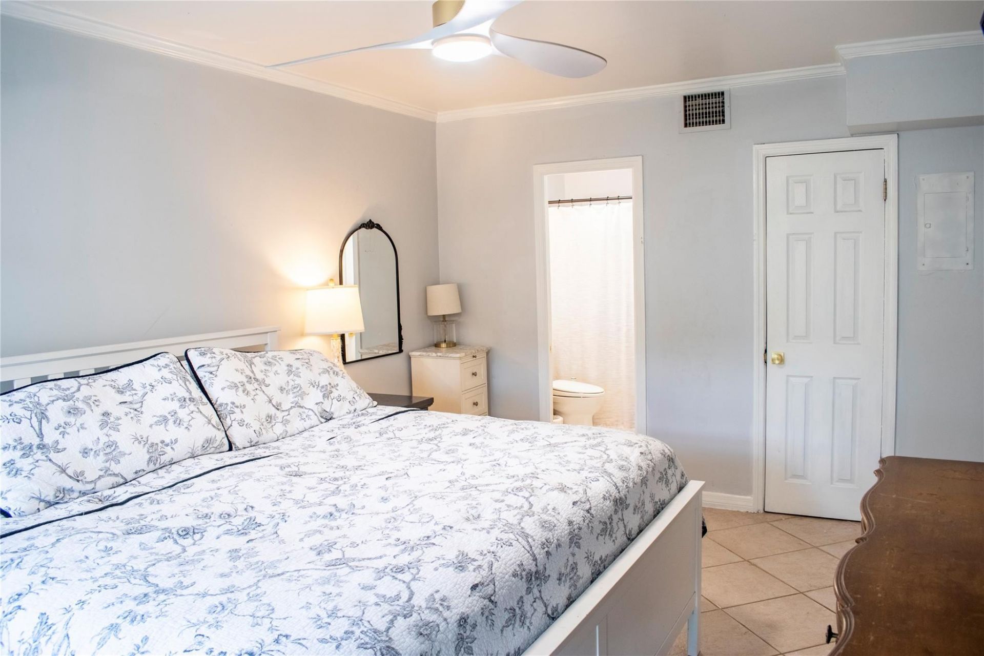 1000 SE 4th Street, Unit 209, Fort Lauderdale, FL 33301 Photo