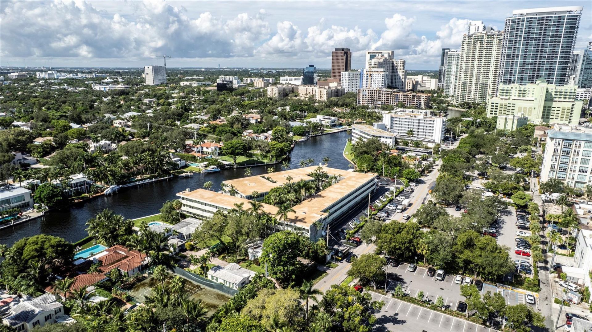 1000 SE 4th Street, Unit 209, Fort Lauderdale, FL 33301 Photo