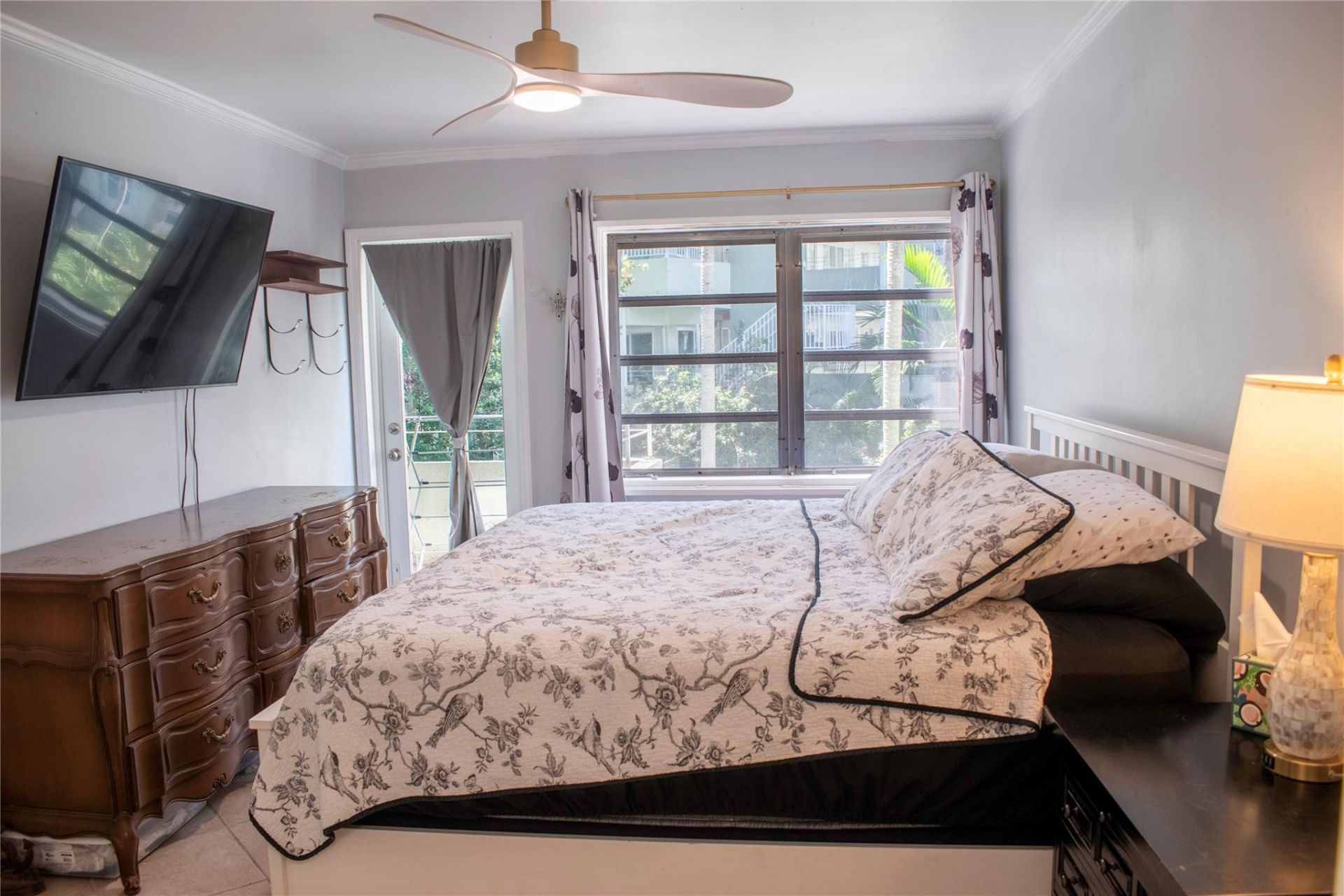 1000 SE 4th Street, Unit 209, Fort Lauderdale, FL 33301 Photo