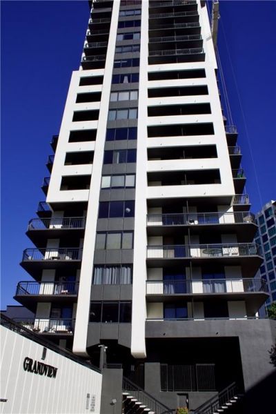 3481 Lakeside Drive Ne, Unit 2601, Atlanta, GA 30326 Main Photo