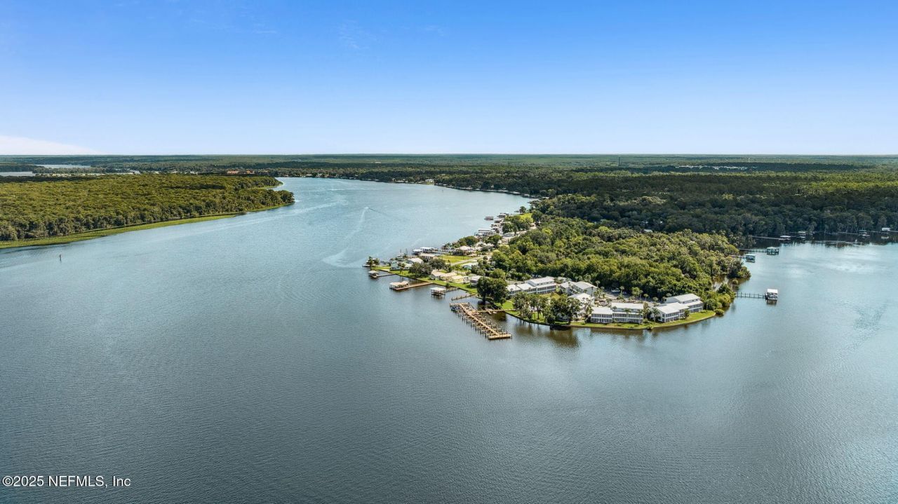 210 River Bend Place, Unit B, Welaka, FL 32193 Photo