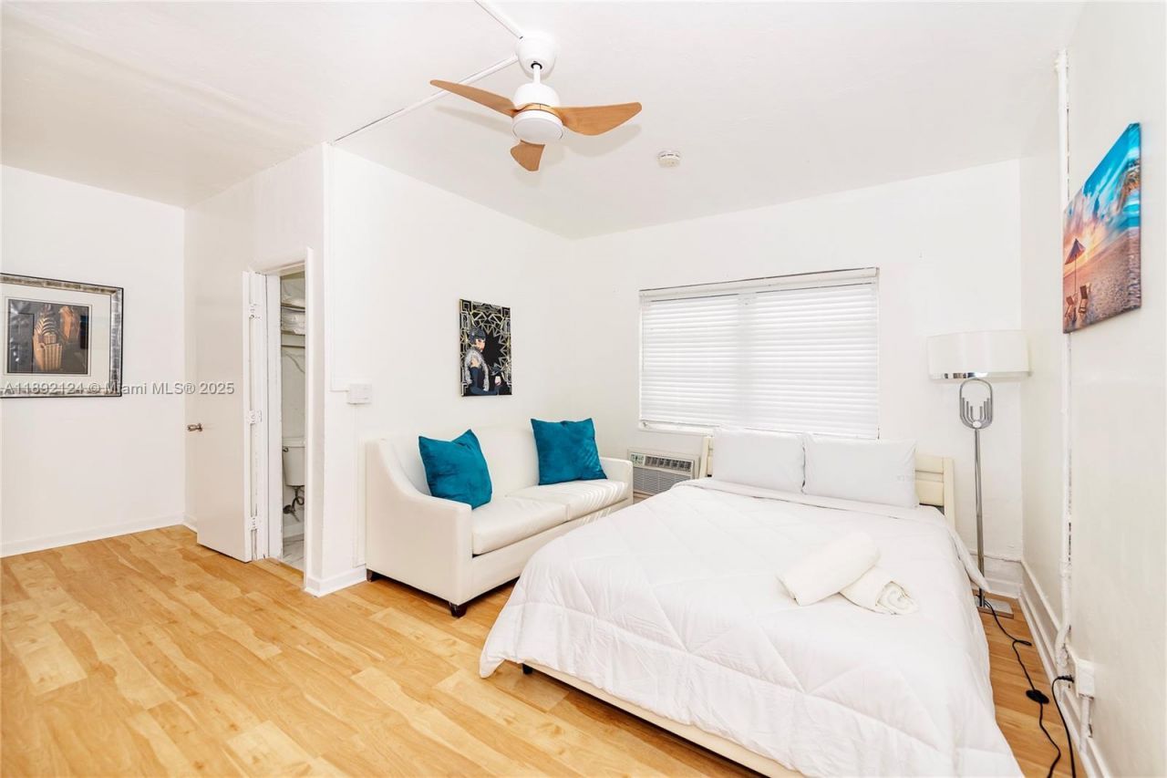 545 Michigan Ave, Unit 2, Miami Beach, FL 33139 Photo