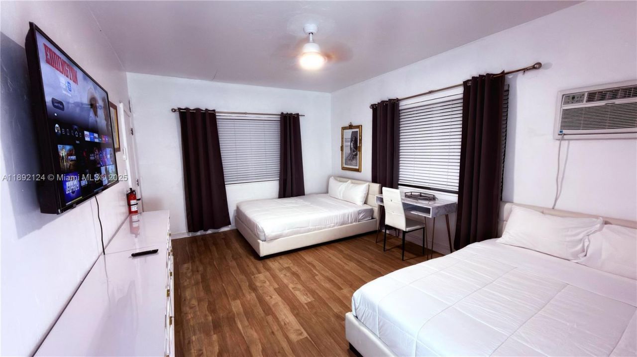 545 Michigan Ave, Unit 2, Miami Beach, FL 33139 Photo