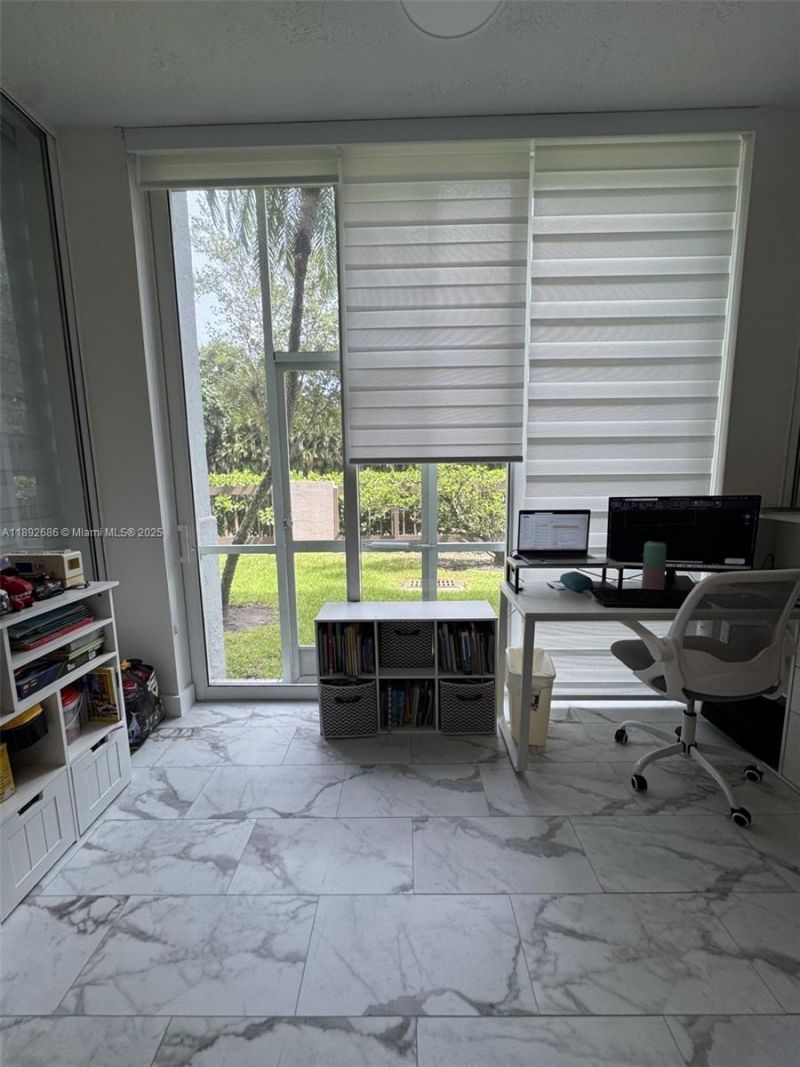 9725 NW 52nd St, Unit 114, Doral, FL 33178 Photo