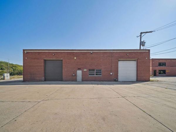 3001 E End Avenue, South Chicago Heights, IL 60411