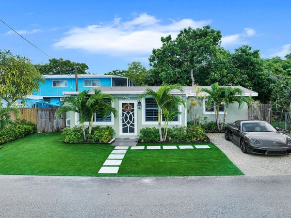 38 Pirates Drive, KEY LARGO, FL 33037