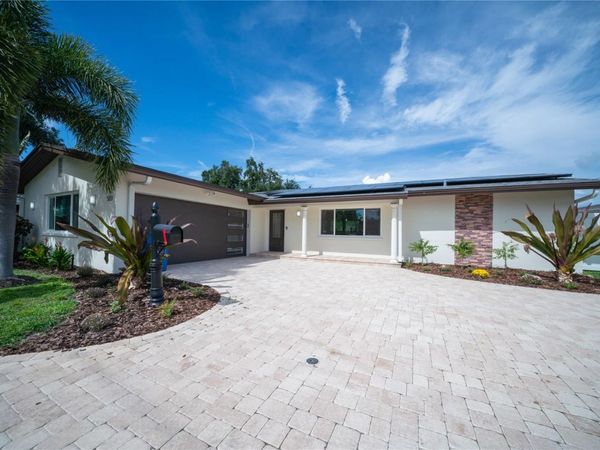 5119 VENETIAN BOULEVARD NE, ST PETERSBURG, FL 33703