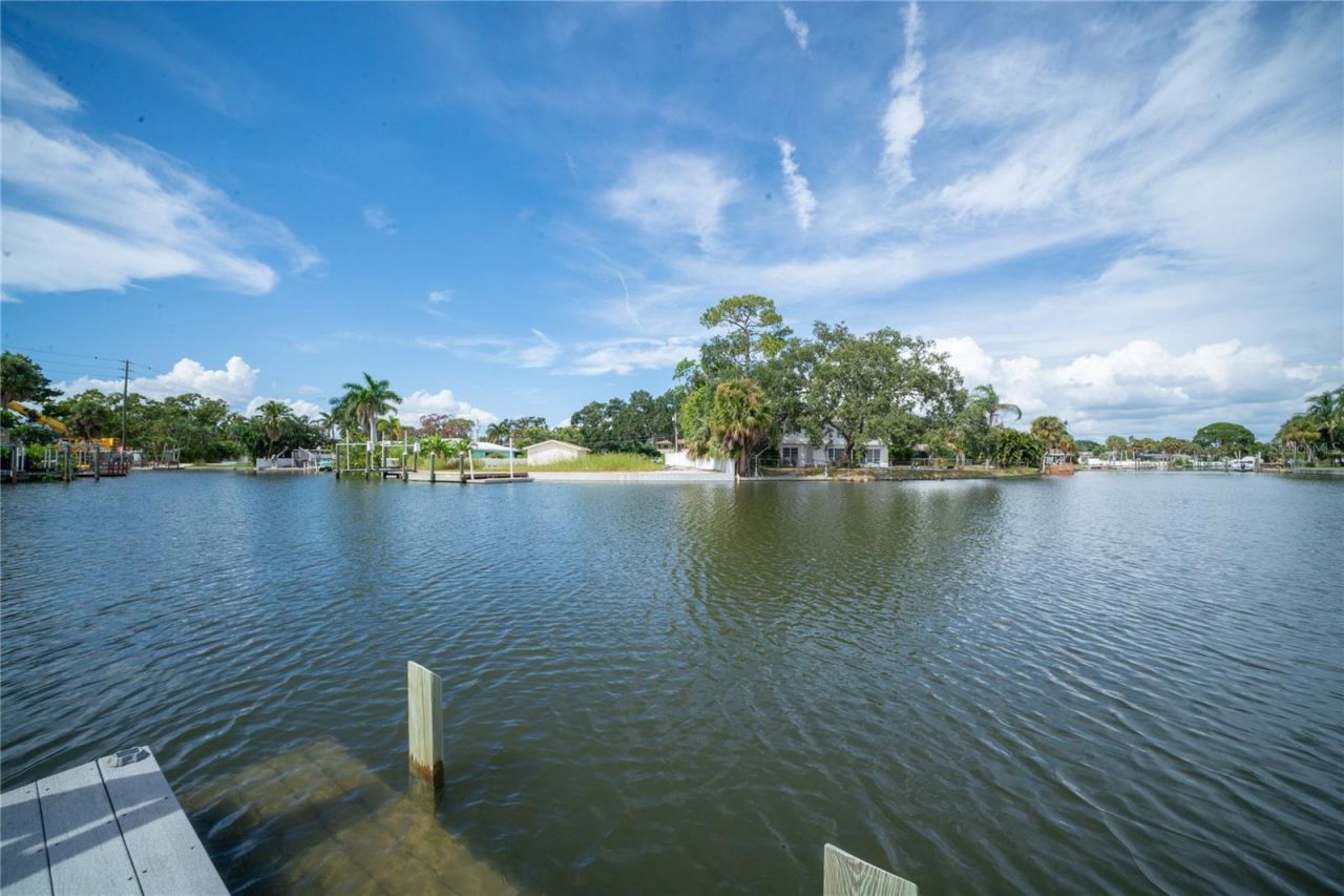 5119 Venetian Boulevard Ne, Saint Petersburg, FL 33703 Photo