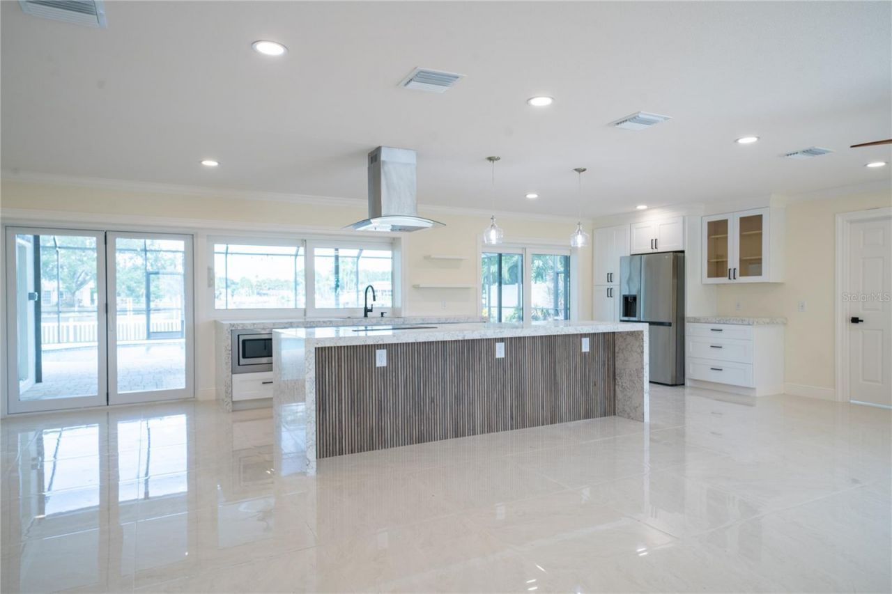 5119 Venetian Boulevard Ne, Saint Petersburg, FL 33703 Photo