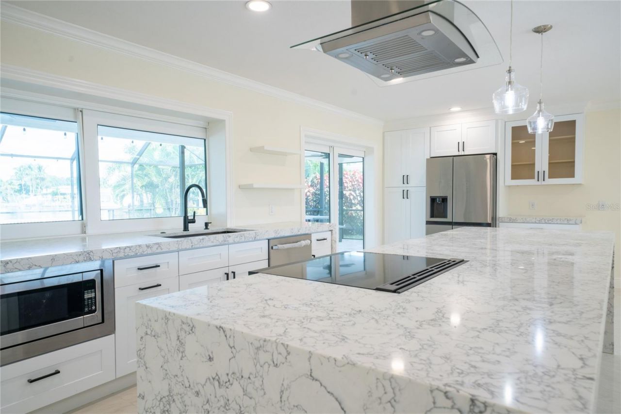 5119 Venetian Boulevard Ne, Saint Petersburg, FL 33703 Photo