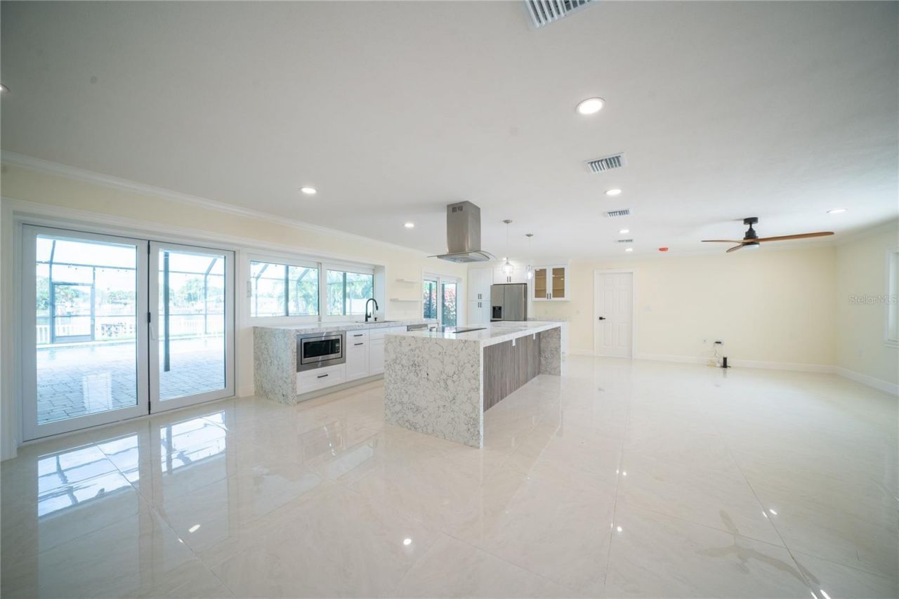 5119 Venetian Boulevard Ne, Saint Petersburg, FL 33703 Photo