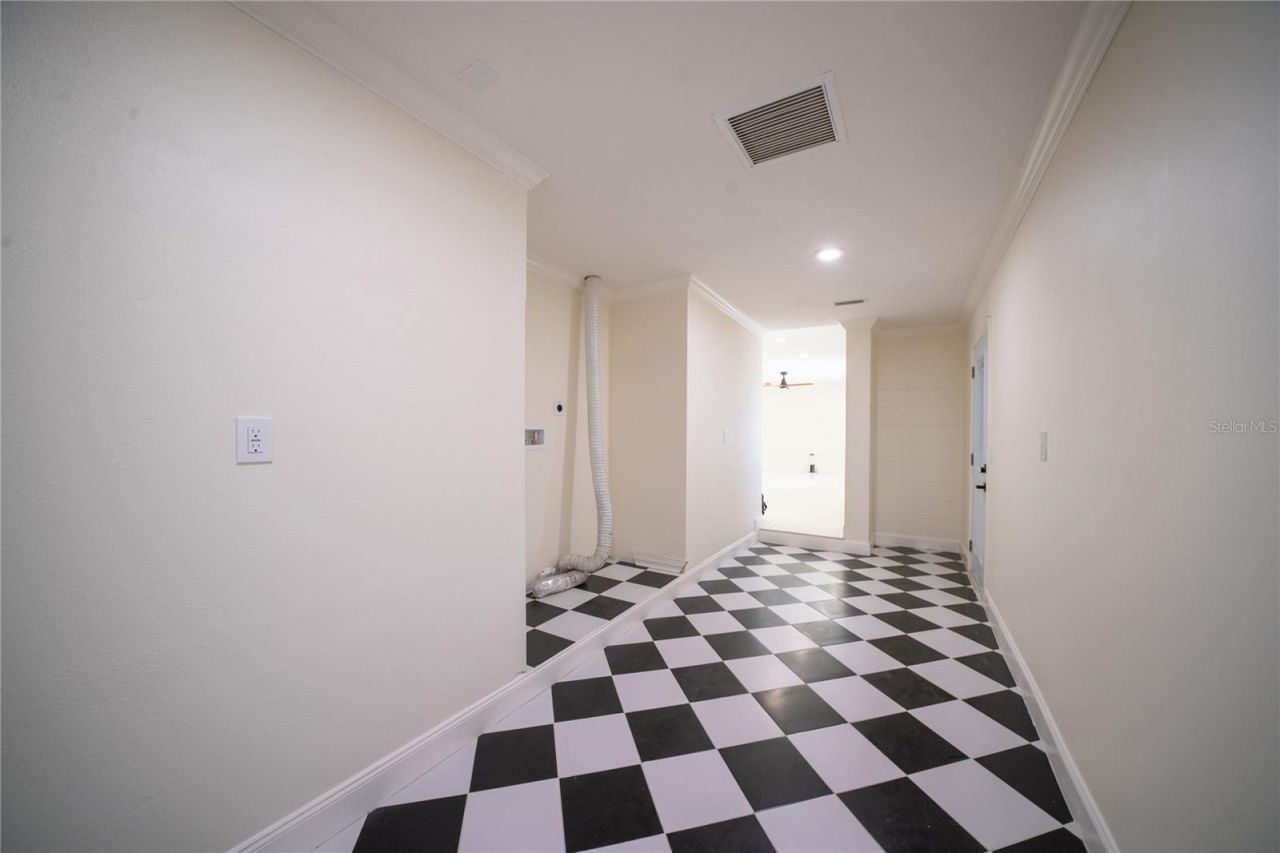 5119 Venetian Boulevard Ne, Saint Petersburg, FL 33703 Photo