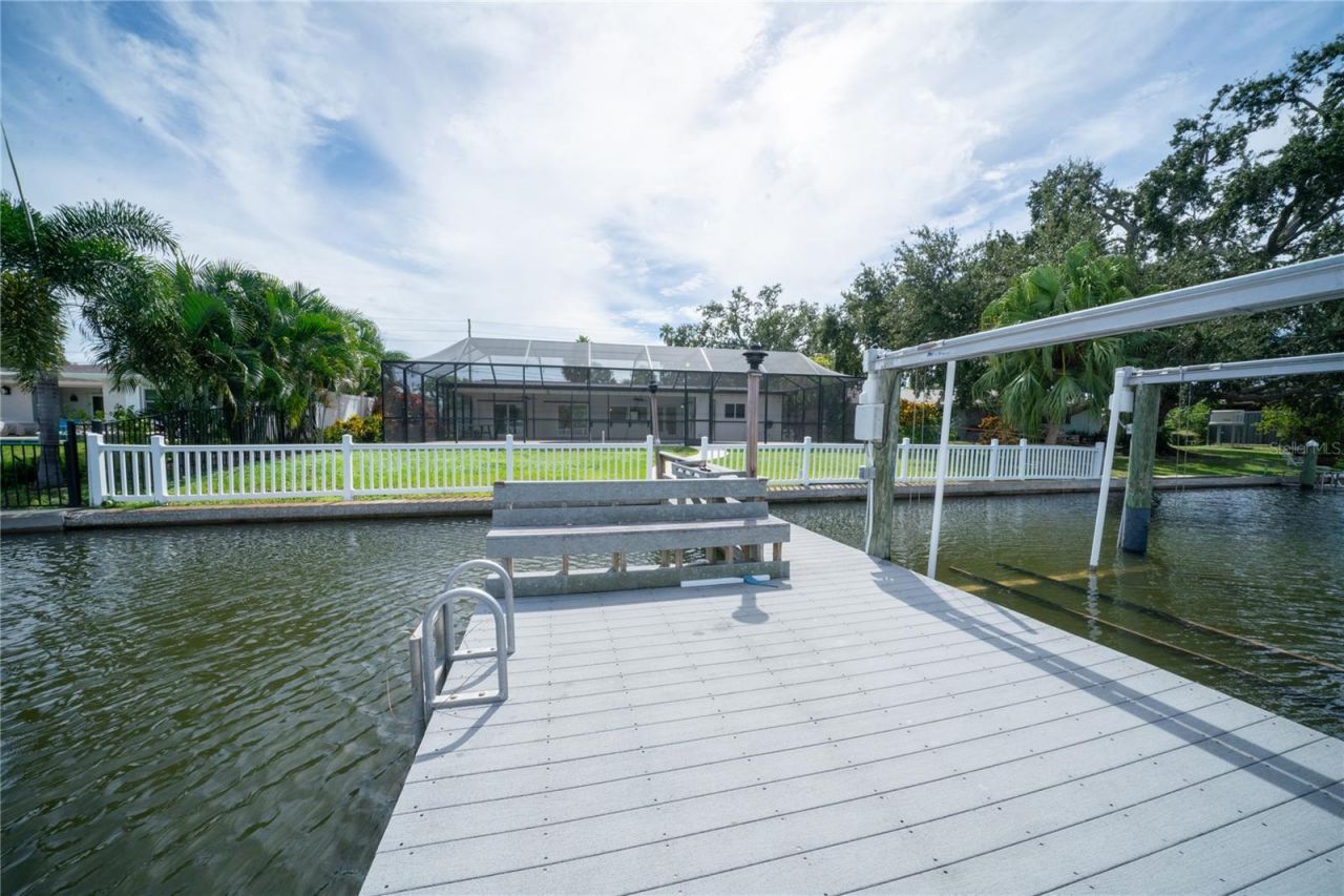 5119 Venetian Boulevard Ne, Saint Petersburg, FL 33703 Photo