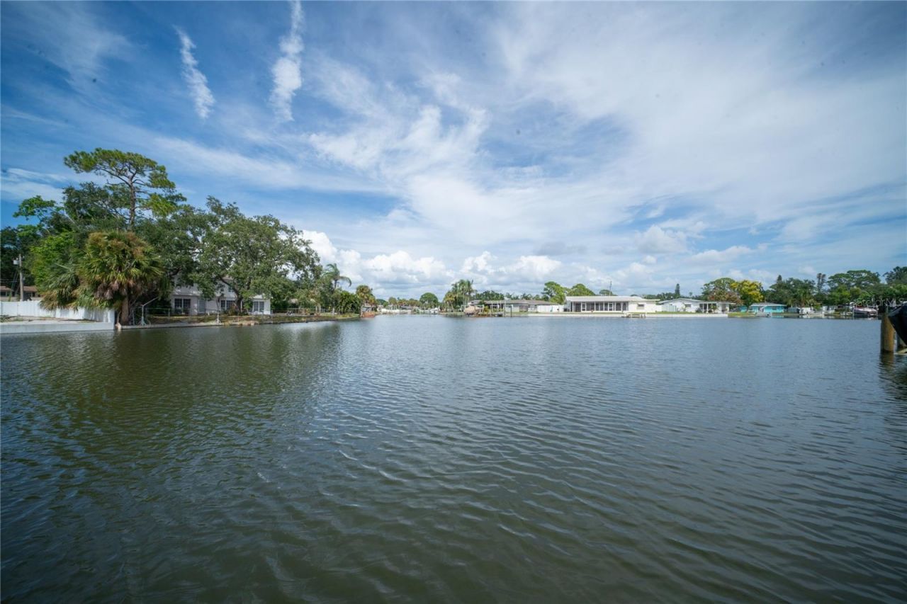 5119 Venetian Boulevard Ne, Saint Petersburg, FL 33703 Photo