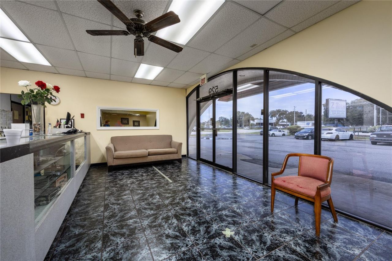 529 North N Us 17/92, Longwood, FL 32750 Photo