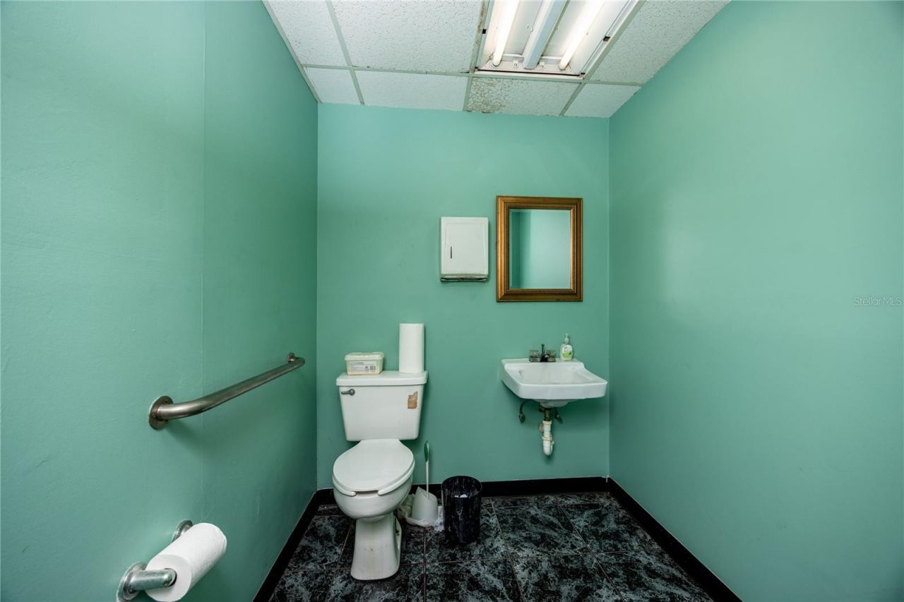 529 North N Us 17/92, Longwood, FL 32750 Photo