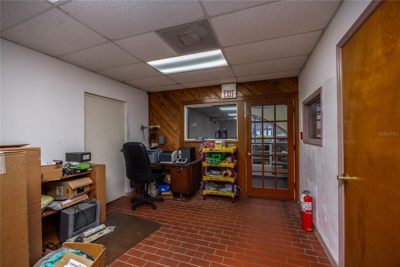 529 North N Us 17/92, Longwood, FL 32750 Photo