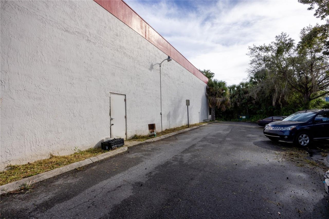 529 North N Us 17/92, Longwood, FL 32750 Photo