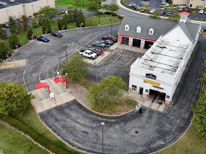 8888 Moreland Street, Powell, OH 43065 Photo 2