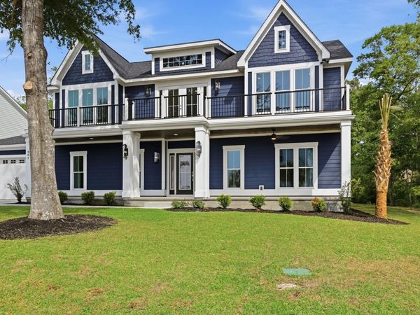 903 Inlet View Dr., North Myrtle Beach, SC 29582