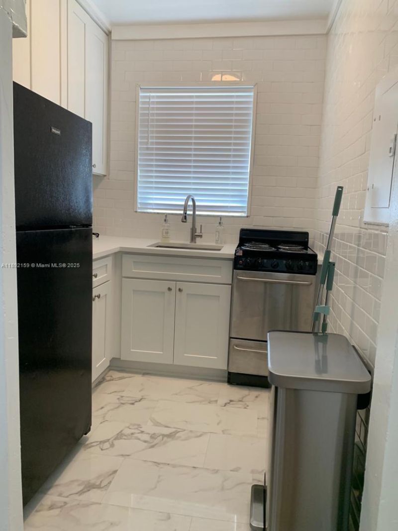 545 Michigan Ave, Unit 3, Miami Beach, FL 33139 Photo