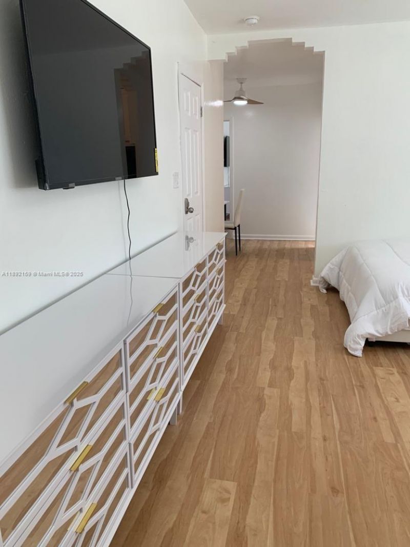 545 Michigan Ave, Unit 3, Miami Beach, FL 33139 Photo