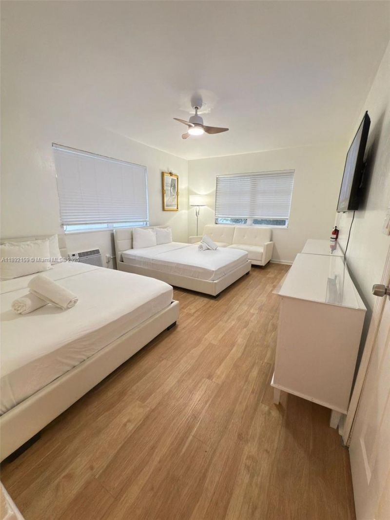 545 Michigan Ave, Unit 3, Miami Beach, FL 33139 Photo