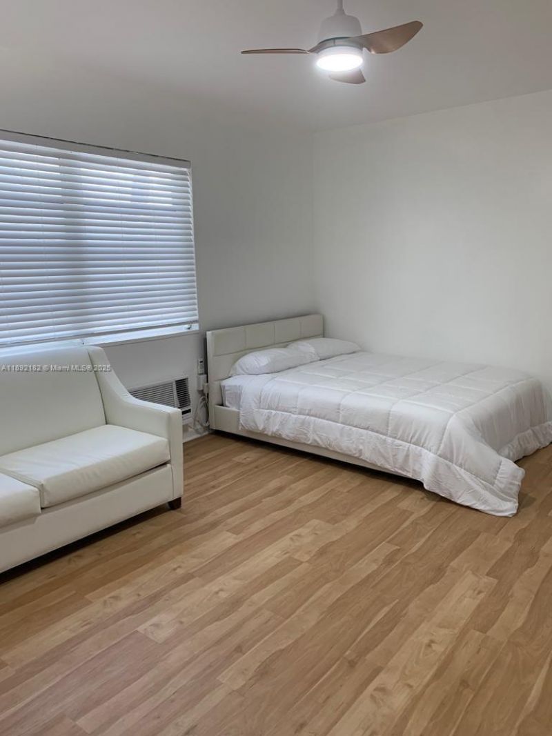 545 Michigan Ave, Unit 4, Miami Beach, FL 33139 Photo