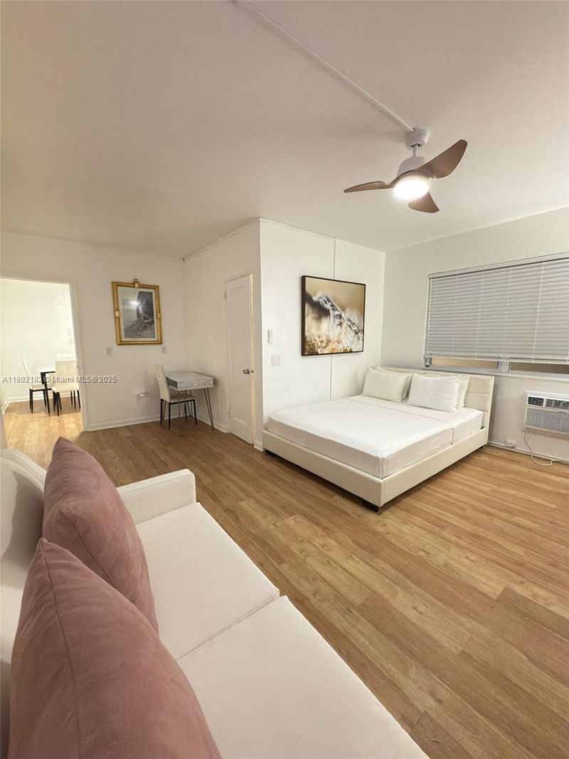 545 Michigan Ave, Unit 4, Miami Beach, FL 33139 Photo