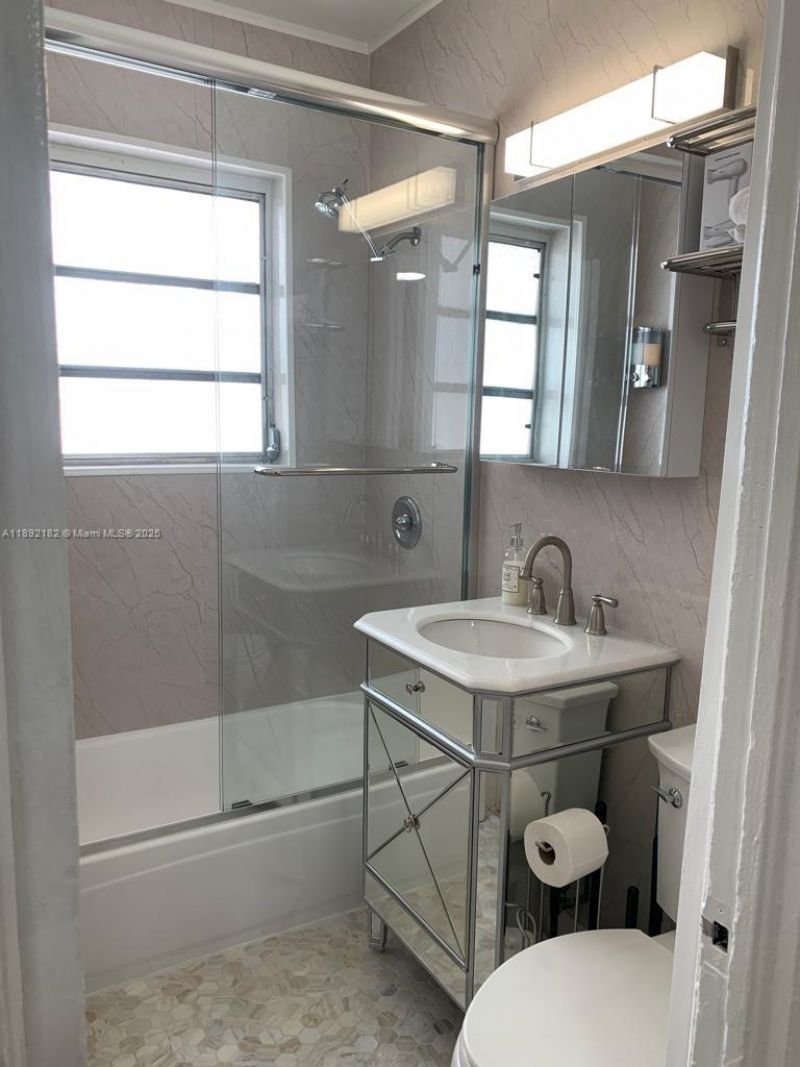 545 Michigan Ave, Unit 4, Miami Beach, FL 33139 Photo