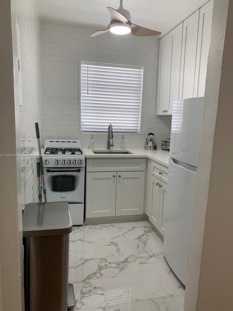 545 Michigan Ave, Unit 4, Miami Beach, FL 33139 Photo