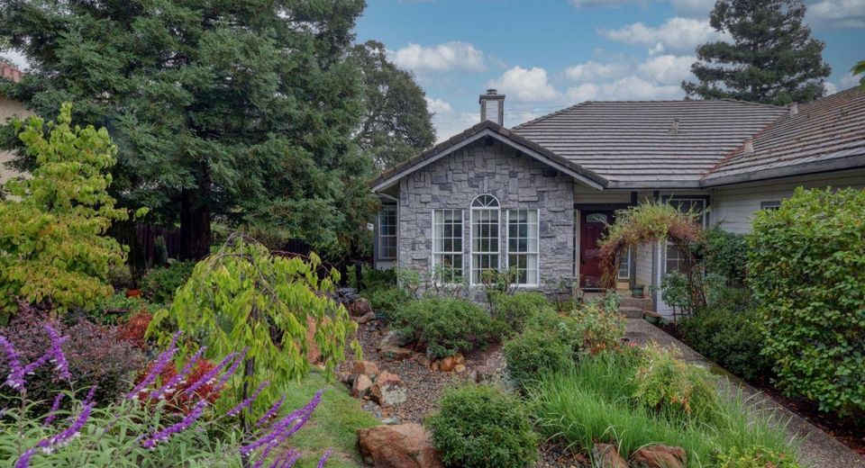 699 Montridge Way, El Dorado Hills, CA 95762 Photo