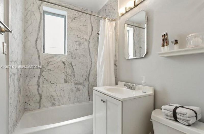 730 12th St, Unit 9, Miami Beach, FL 33139 Photo