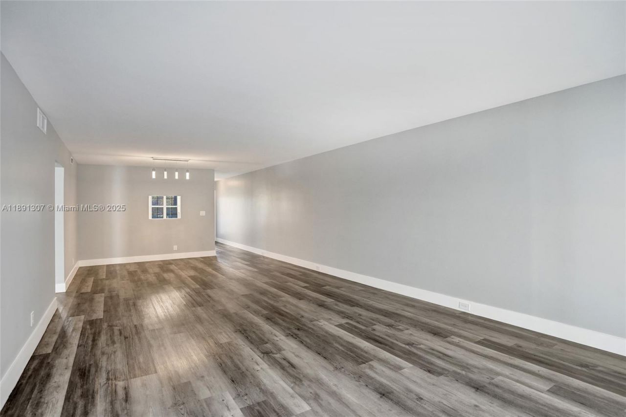 3001 Portofino Isle, Unit K2, Coconut Creek, FL 33066 Photo