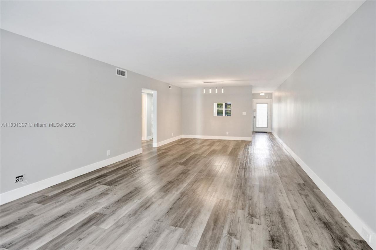 3001 Portofino Isle, Unit K2, Coconut Creek, FL 33066 Photo