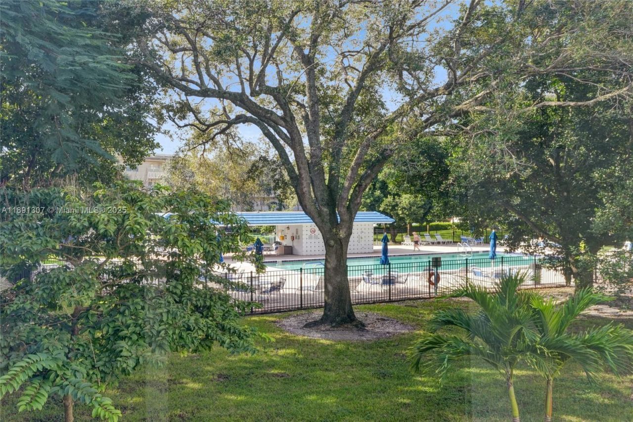 3001 Portofino Isle, Unit K2, Coconut Creek, FL 33066 Photo