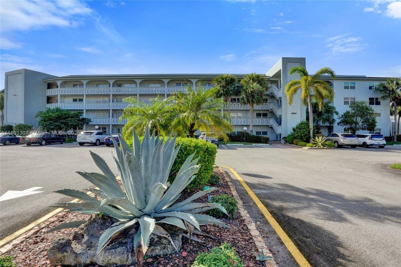 3001 Portofino Isle, Unit K2, Coconut Creek, FL 33066 Photo